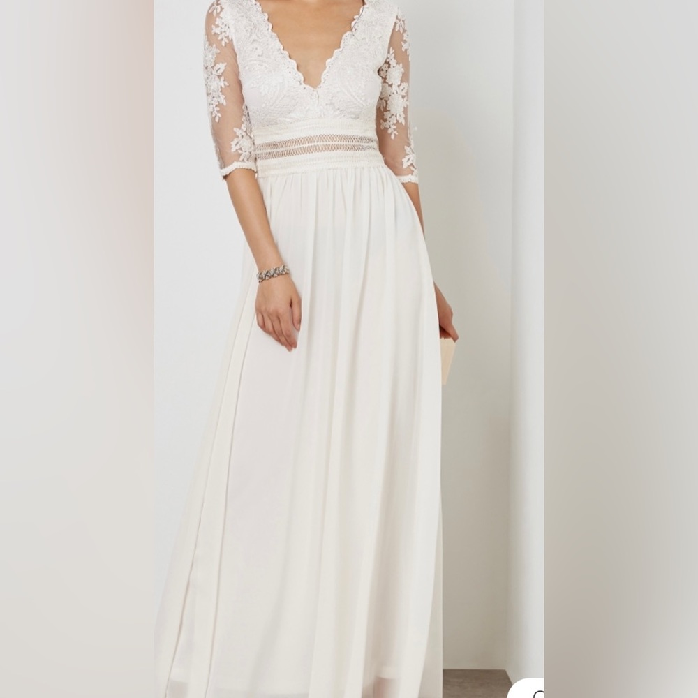 White lace Maxi Dress